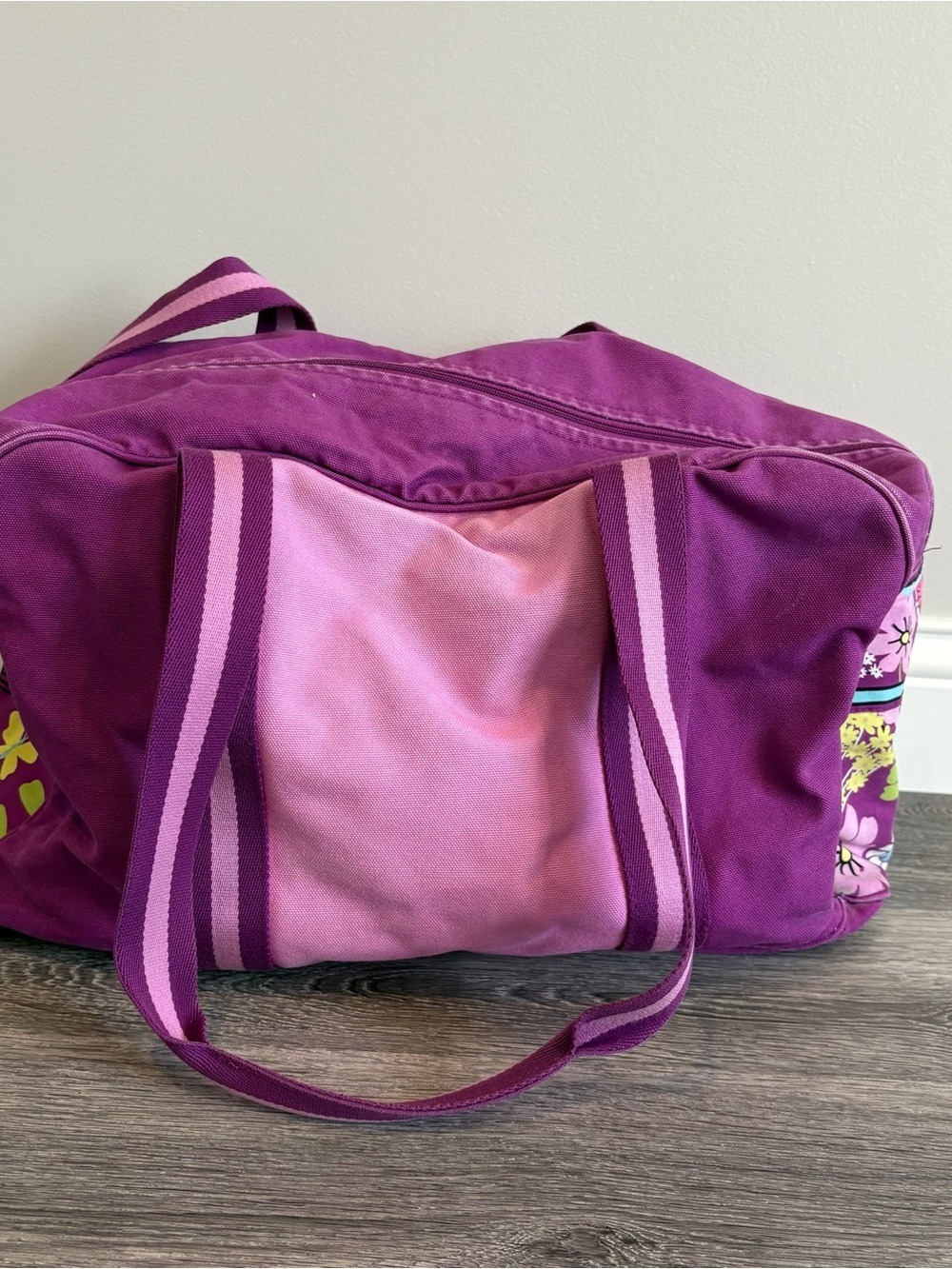 Vera Bradley Purple Pink Floral Duffel Bag Overnight Travel Gym Bag